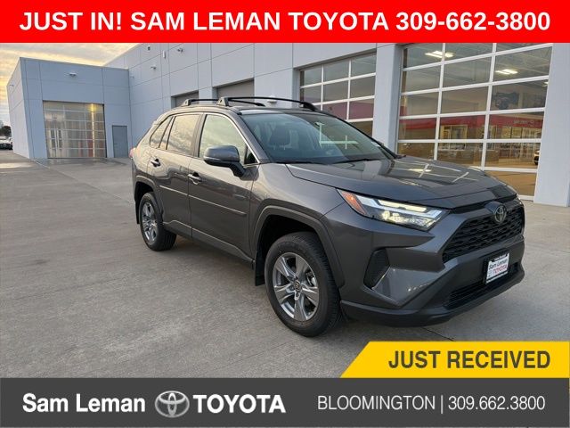 2025 Toyota RAV4 XLE AWD