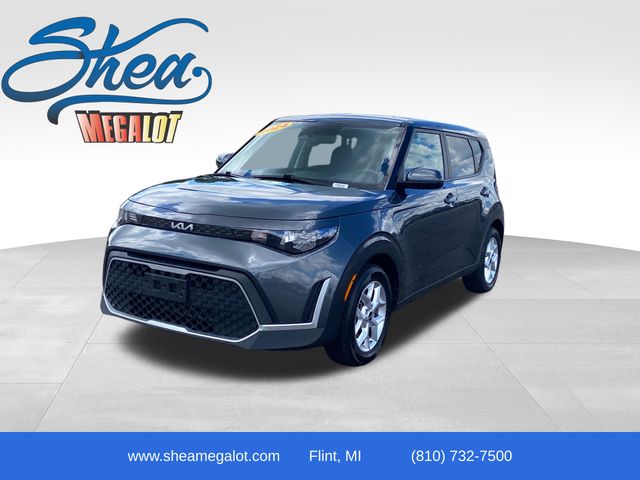 Gravity Gray 2024 Kia Soul SUV / Crossover Front-Wheel Drive Continuously Variable Transmission