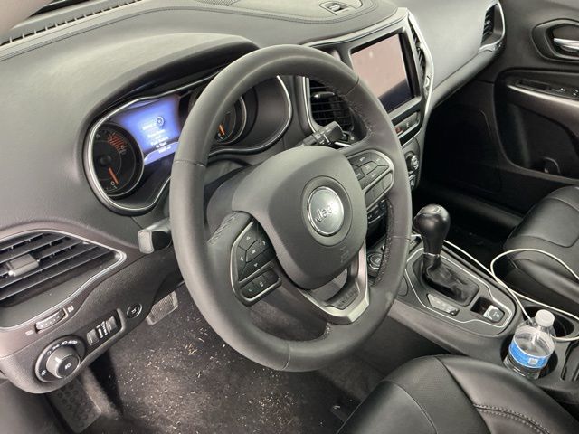 used 2022 Jeep Cherokee car, priced at $18,879