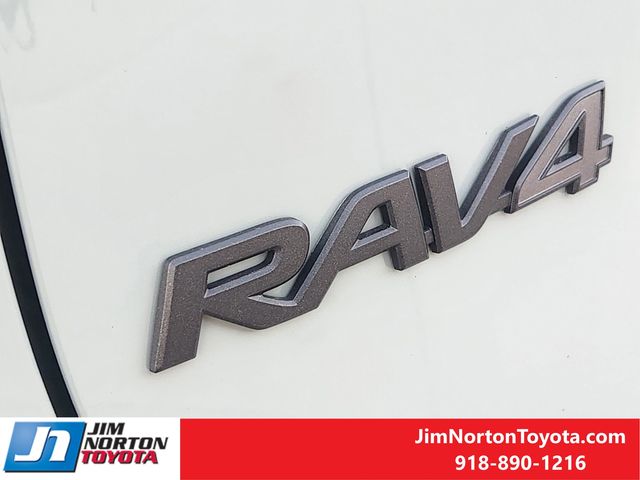 2023 Toyota RAV4 Adventure 13