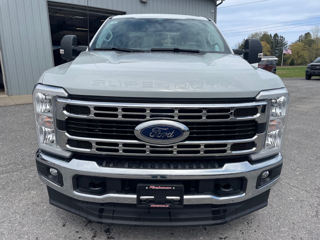 2025 Ford F-350SD XLT - Avalanche exterior view 2