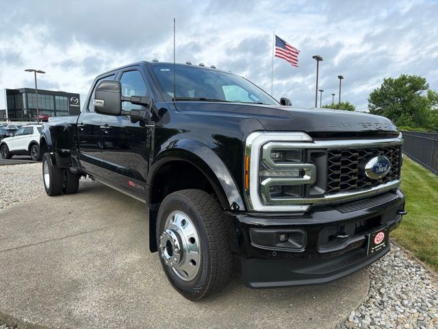 2026 Ford F-450SD Platinum