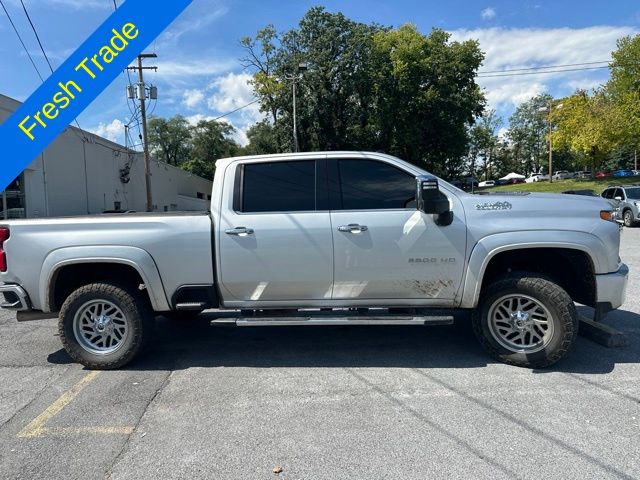 Silver Ice Metallic 2020 Chevrolet Silverado 2500HD Pickup Truck Four-Wheel Drive Automatic
