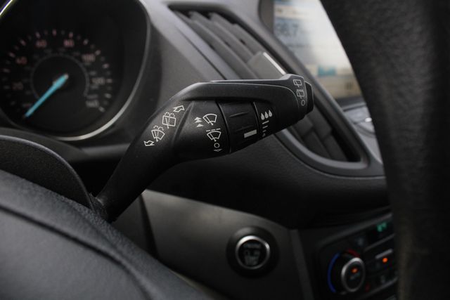 Used 2019 Gray Ford SE image 14