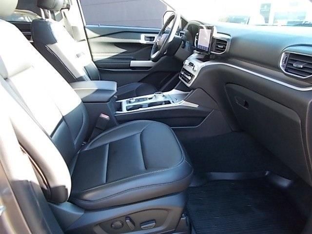 used 2022 Ford Explorer car, priced at $29,996