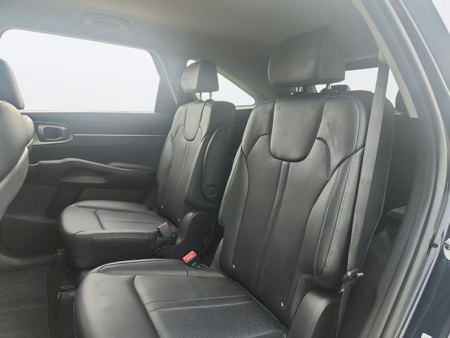Used 2023 Kia Sorento Hybrid SUV