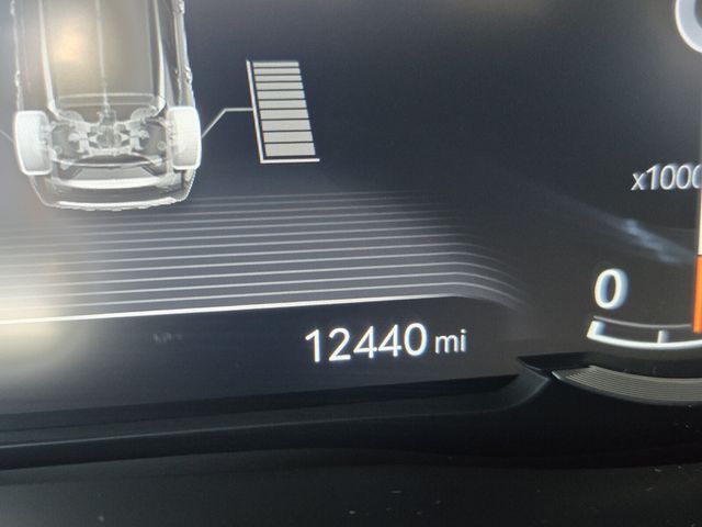 2024 Genesis Gv70 - $38,990