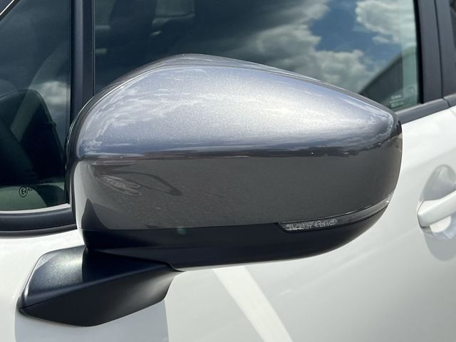 Used 2025 White Subaru Limited image 42