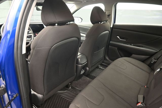 Used 2024 Hyundai Elantra Sedan