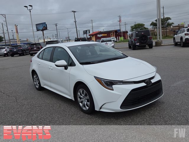  2025 Toyota Corolla LE FWD   