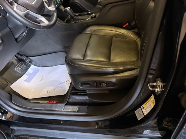 2017 GMC Acadia SLT-1 photo