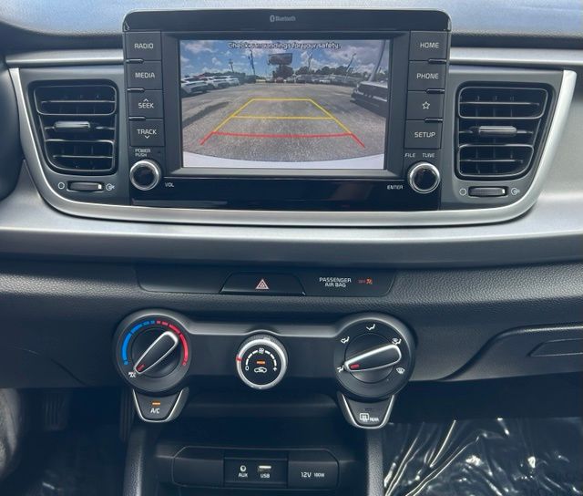 KiaRio15