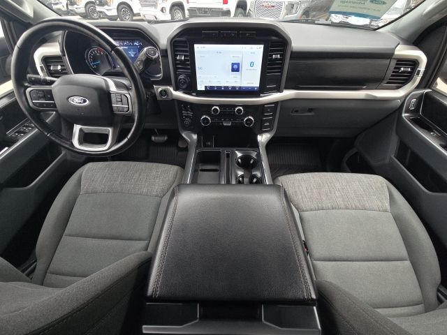 2022 Ford F-150 XLT:C02410C