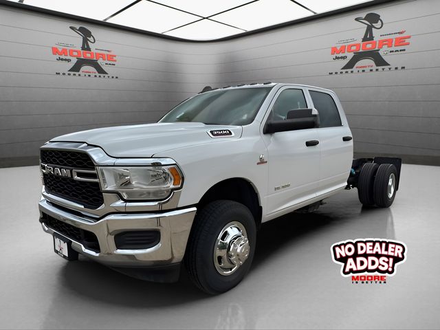 2021 RAM 3500 Chassis Tradesman Crew Cab LB DRW 4WD