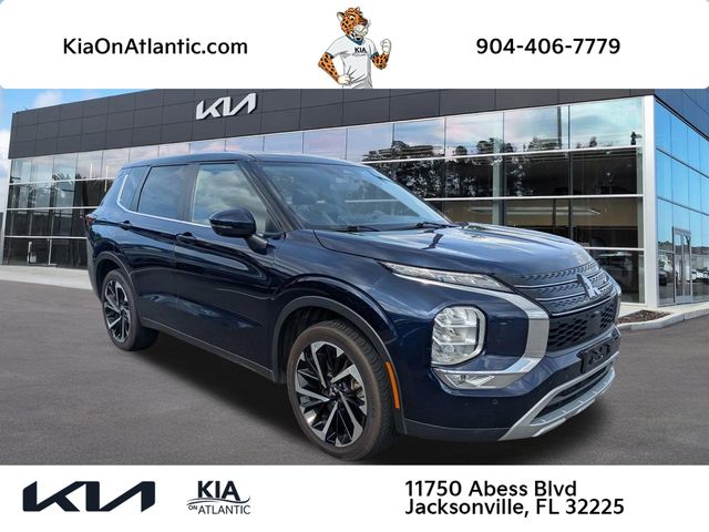 Alloy Silver Metallic 2024 Mitsubishi Outlander SUV / Crossover All-Wheel Drive Continuously Variable Transmission