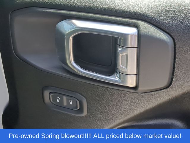 Used 2024 Silver Zynith Clearcoat Jeep Sport S image 41