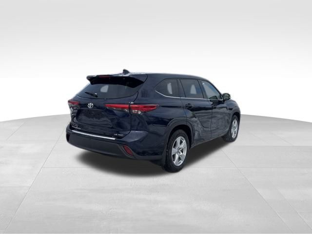 used 2021 Toyota Highlander car, priced at $29,979
