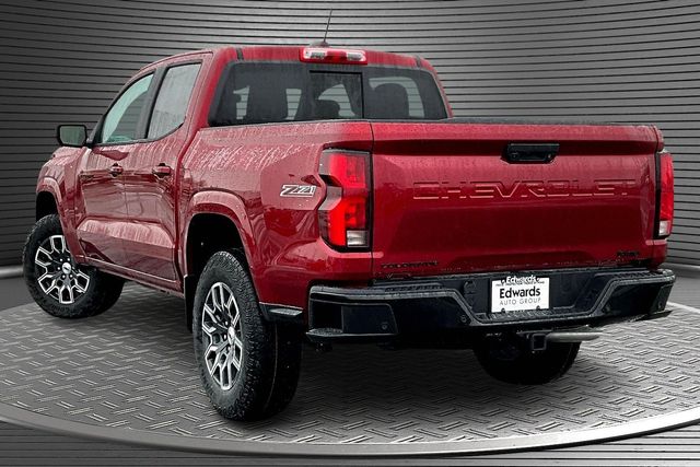 View vehicle photo 3