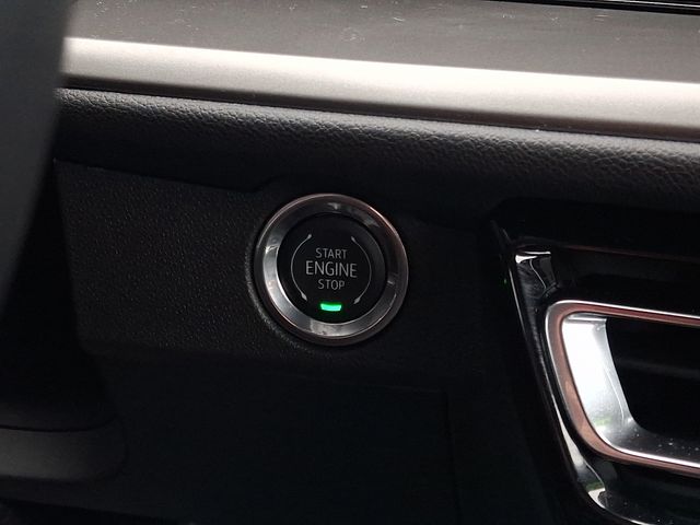 used 2025 Chevrolet Traverse car, priced at $40,550