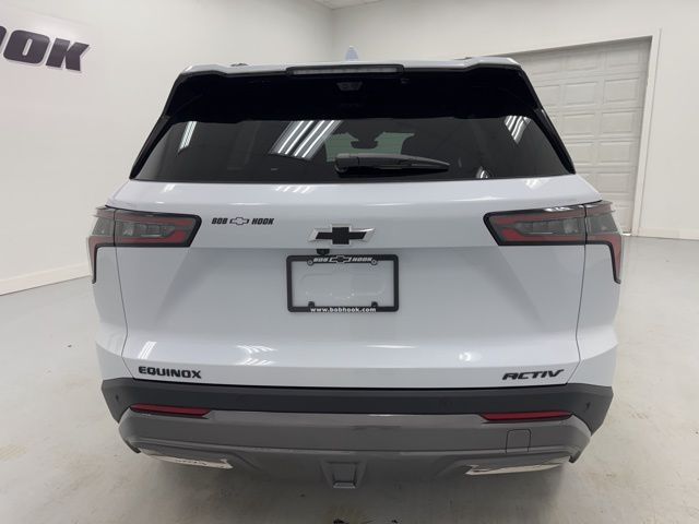 new 2026 Chevrolet Equinox car, priced at $32,670