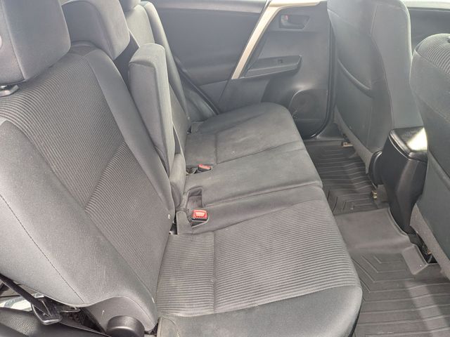 2015 Toyota RAV4 - Image 27