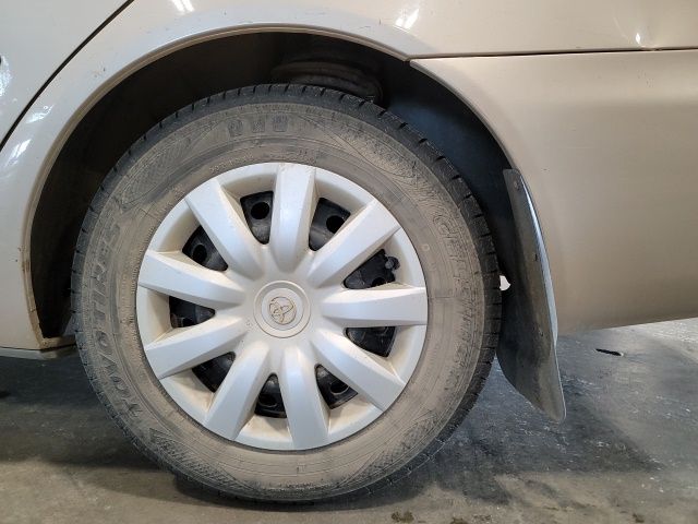 2006 Champagne Toyota Camry LE FWD Sedan