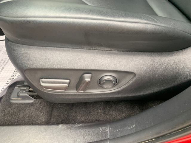 Used 2023 Toyota Highlander SUV