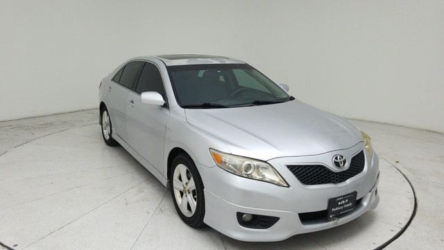 2011 Toyota Camry SE Silver at Emmons Autoplex