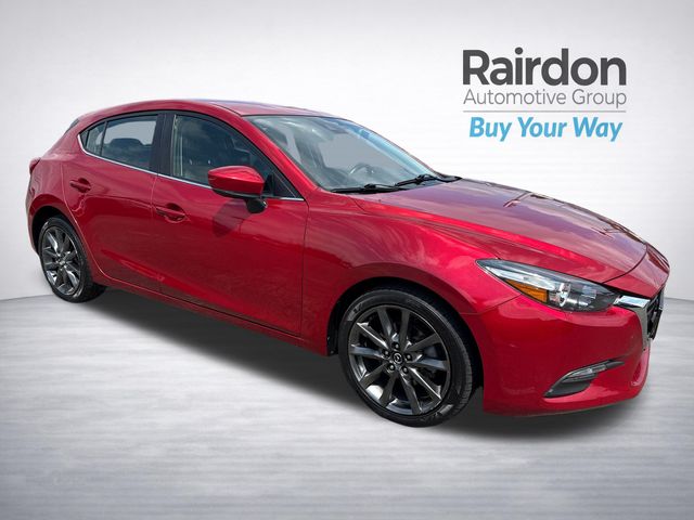 Soul Red Metallic 2018 Mazda MAZDA3 Hatchback Front-Wheel Drive 6-Speed Automatic