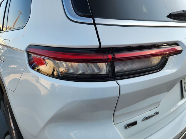 2022 Jeep Grand Cherokee L Limited White at DeMontrond Gulf Freeway