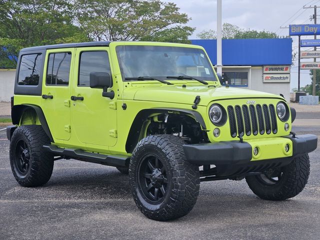 Hypergreen Clearcoat 2017 Jeep Wrangler Unlimited Sahara 4WD SUV / Crossover Four-Wheel Drive 5-Speed Automatic