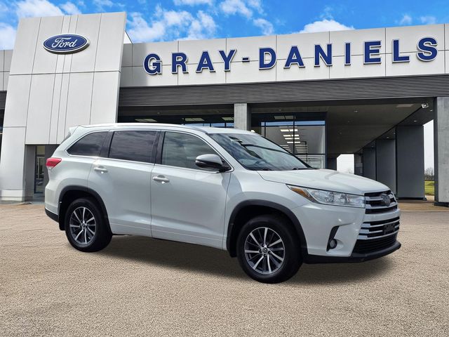 2017 Toyota Highlander