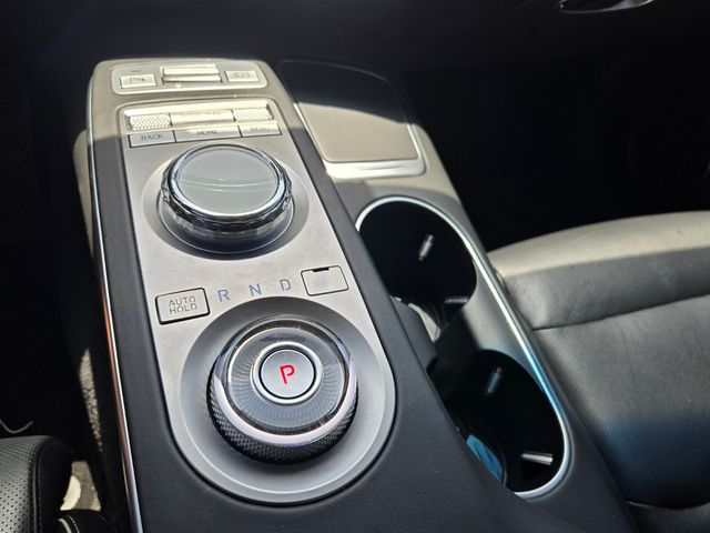 2025 Genesis Gv70 - $42,897