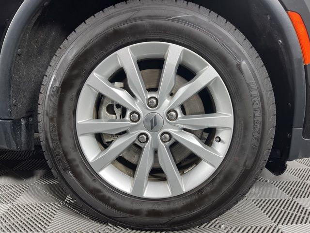 2022 DB Black Crystal Clearcoat Dodge Durango SXT RWD SUV