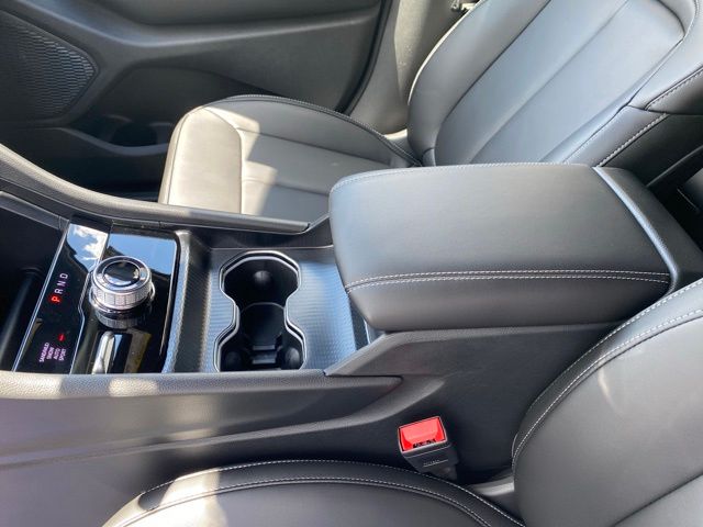 2026 Jeep Grand Cherokee Limited - Diamond Black exterior view 18
