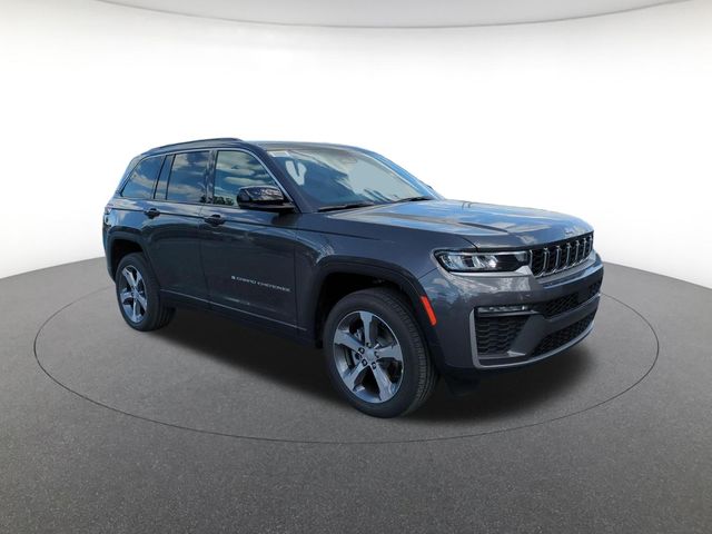 new 2026 Jeep Grand Cherokee car, priced at $43,186