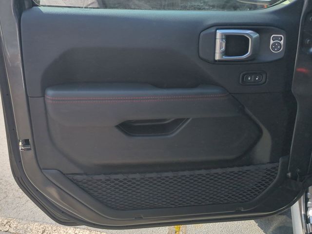 Used 2021 Gray Jeep Rubicon image 24