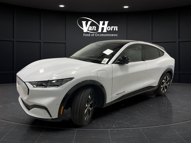 Used 2023 Space White Metallic Ford Premium image 3