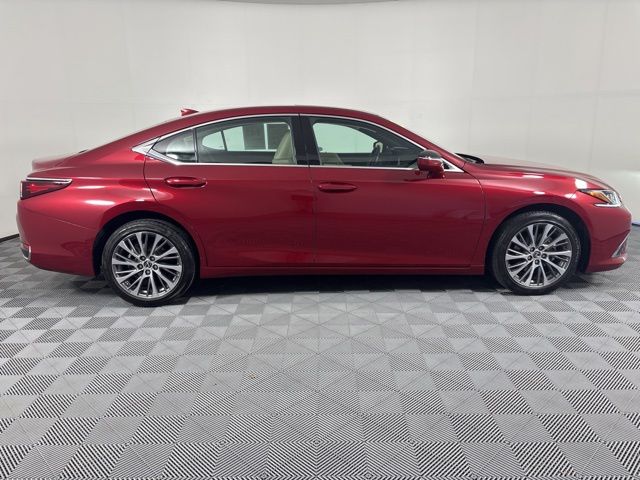 Used 2021 Lexus ES Sedan