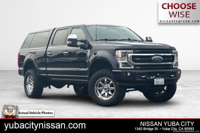 Ford F-350 Super Duty King Ranch Crew Cab 4WD