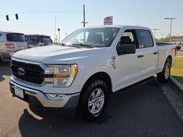Used 2022 White Ford XLT image 3