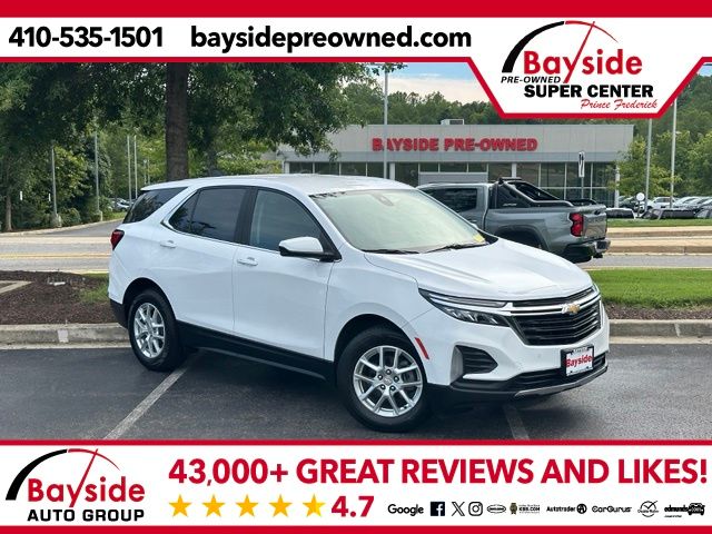 Summit White 2022 Chevrolet Equinox SUV / Crossover Four-Wheel Drive 6-Speed Automatic Overdrive