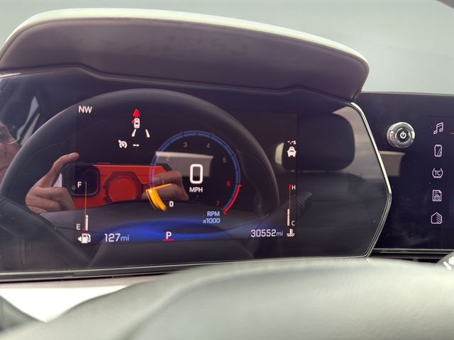2025 Chevrolet Trax LT - Photo 22
