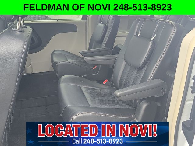 Used 2014 Chrysler Town & Country For Sale in Livonia, MI