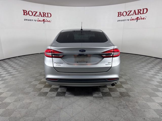 2017 Ingot Silver Ford Fusion SE FWD Sedan