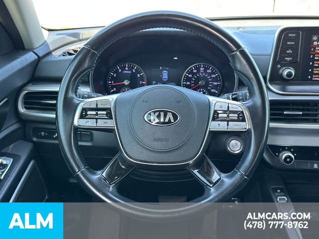 Used 2020 White Kia S image 29
