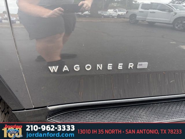 Used Car 2022 Jeep Wagoneer  Series Iii For Sale Under $50,000 In San Antonio, Texas