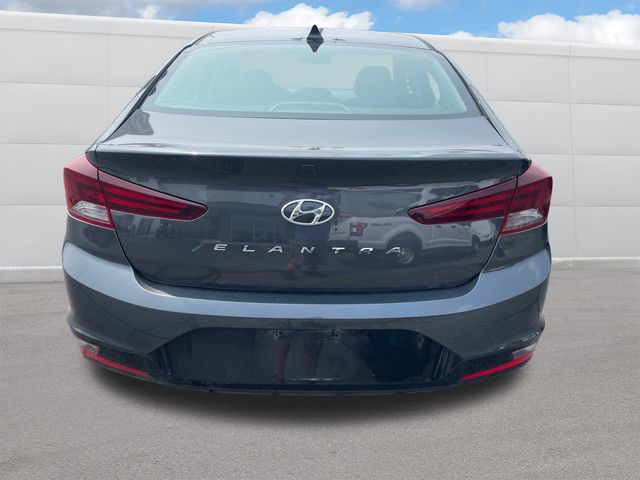 2020 Hyundai Elantra SEL 4