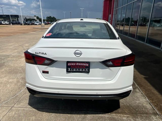 New 2026 Nissan Altima Sedan