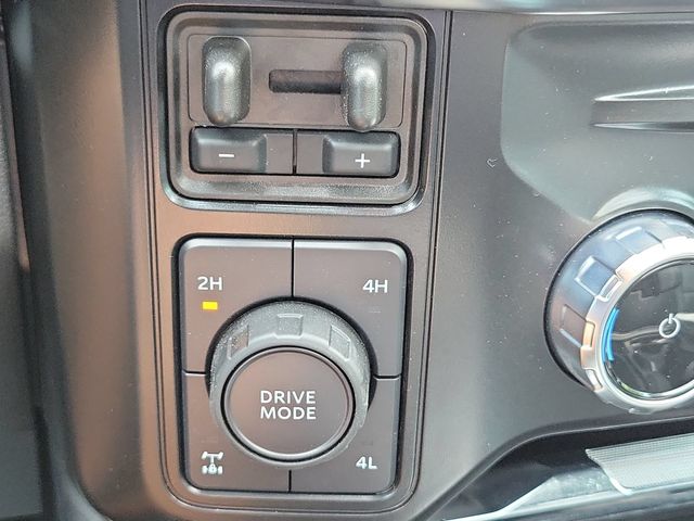 2025 Ford F-350SD Lariat Black at Central Houston Nissan
